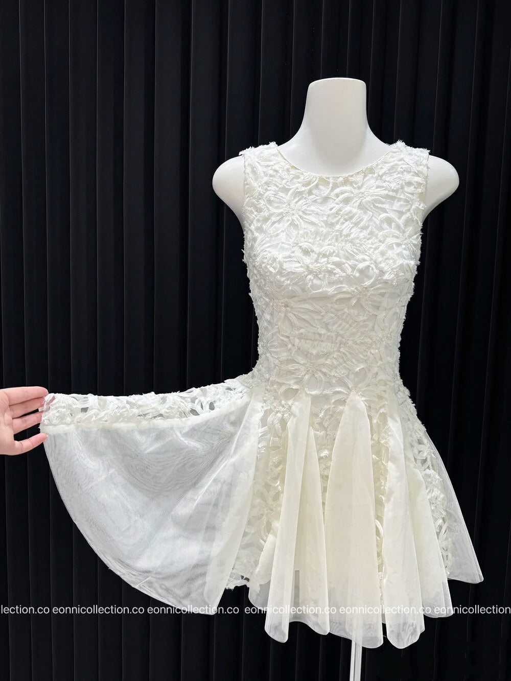 #2117 Heiress Luxe Lace Dress