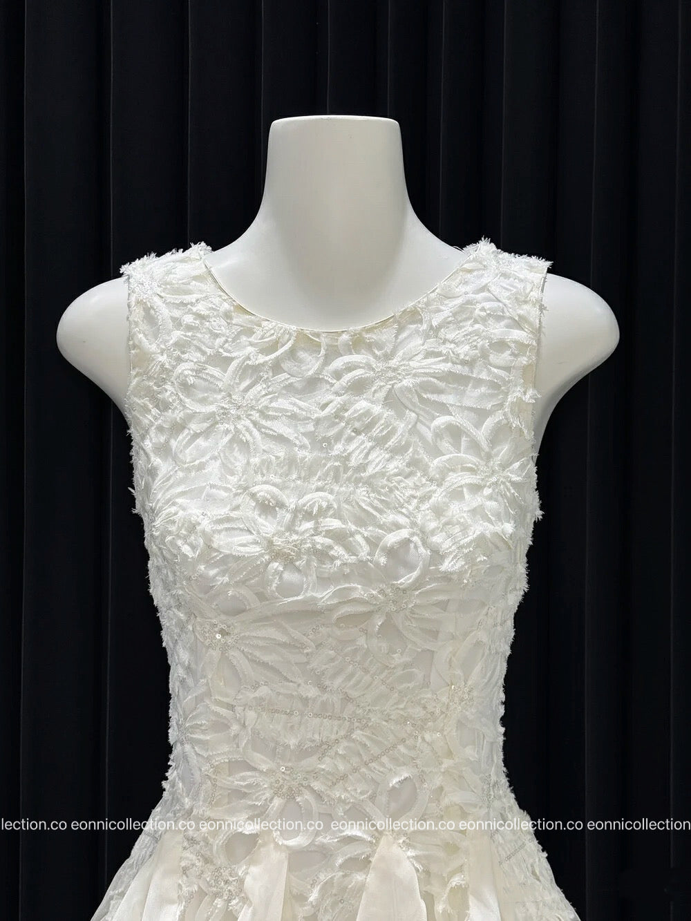 #2117 Heiress Luxe Lace Dress