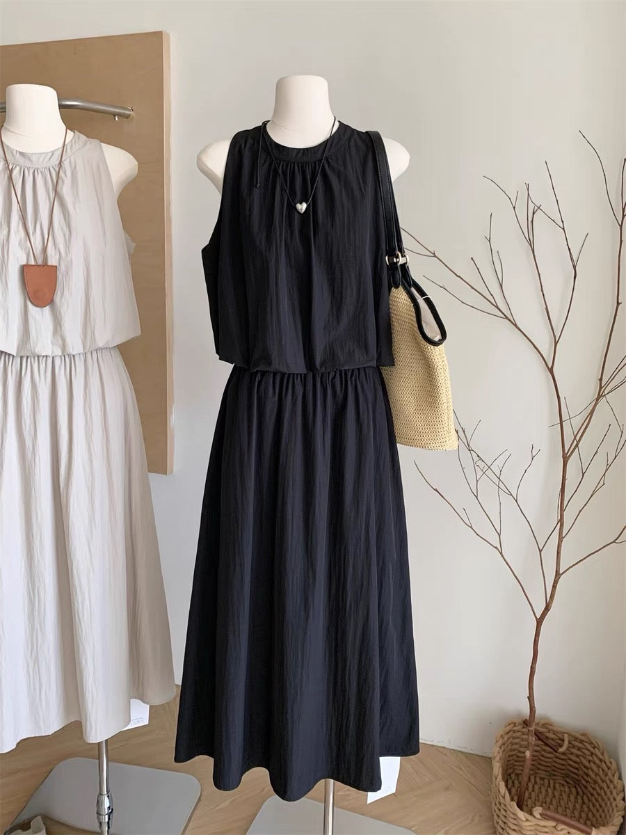 #2019 Soft Ferminine Coordinated Top & Flowy Maxi Skirt Set - Black