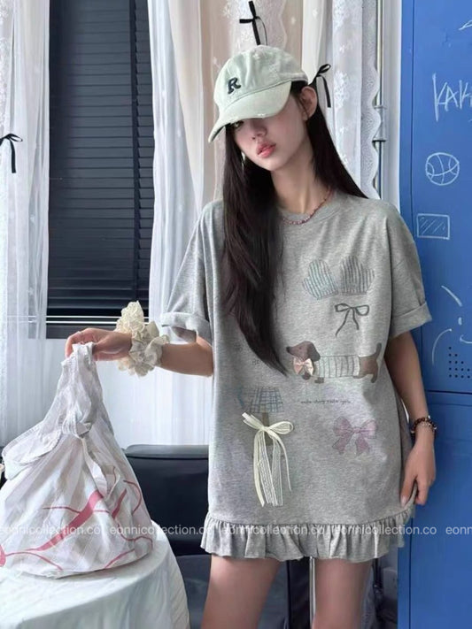 #1067 Korean Streetwear Graphic Tee Edgy Dachshund Print(2 Colors)