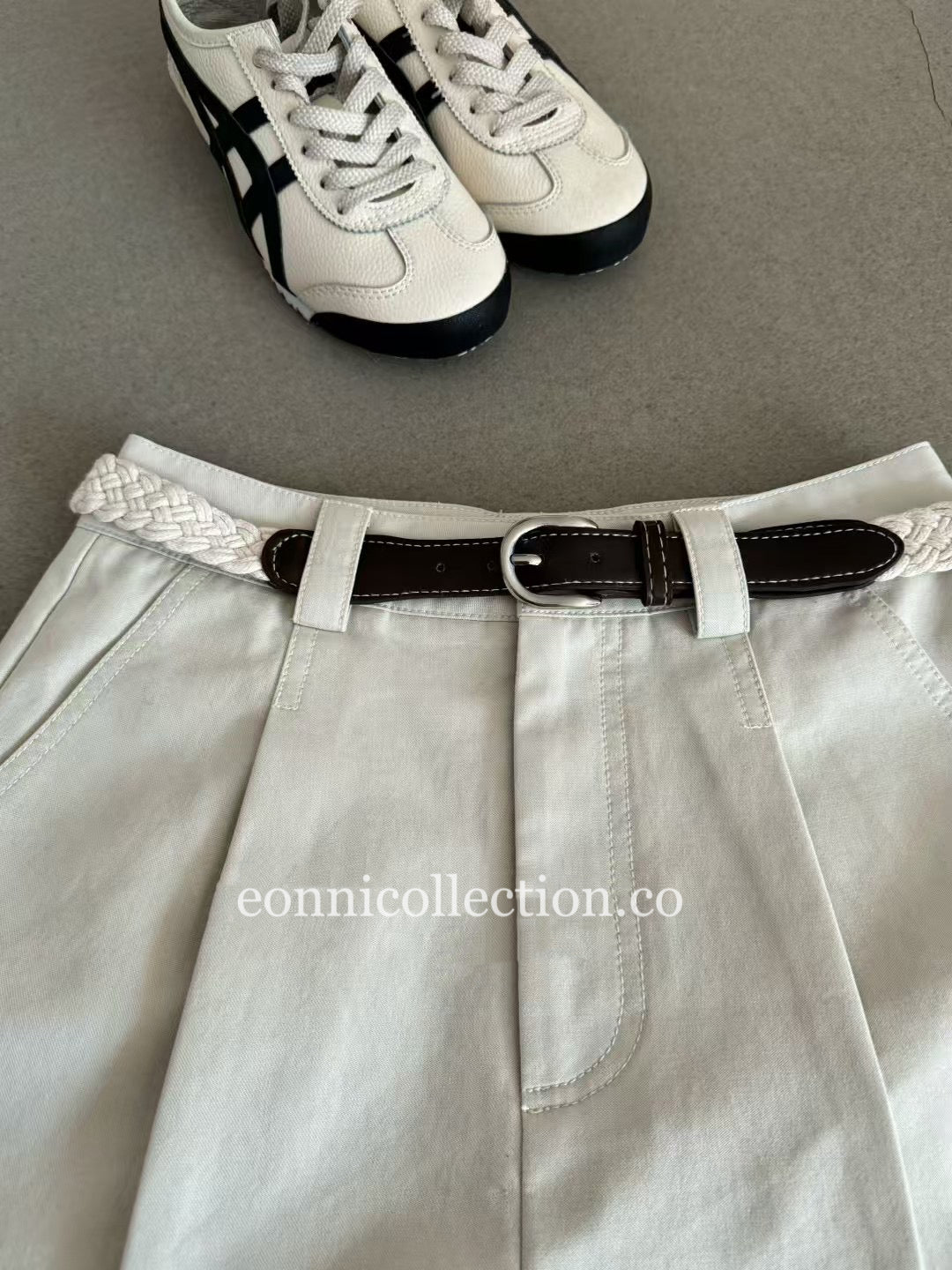 #3009 A Lined Shorts w/ Woven Waistband - White