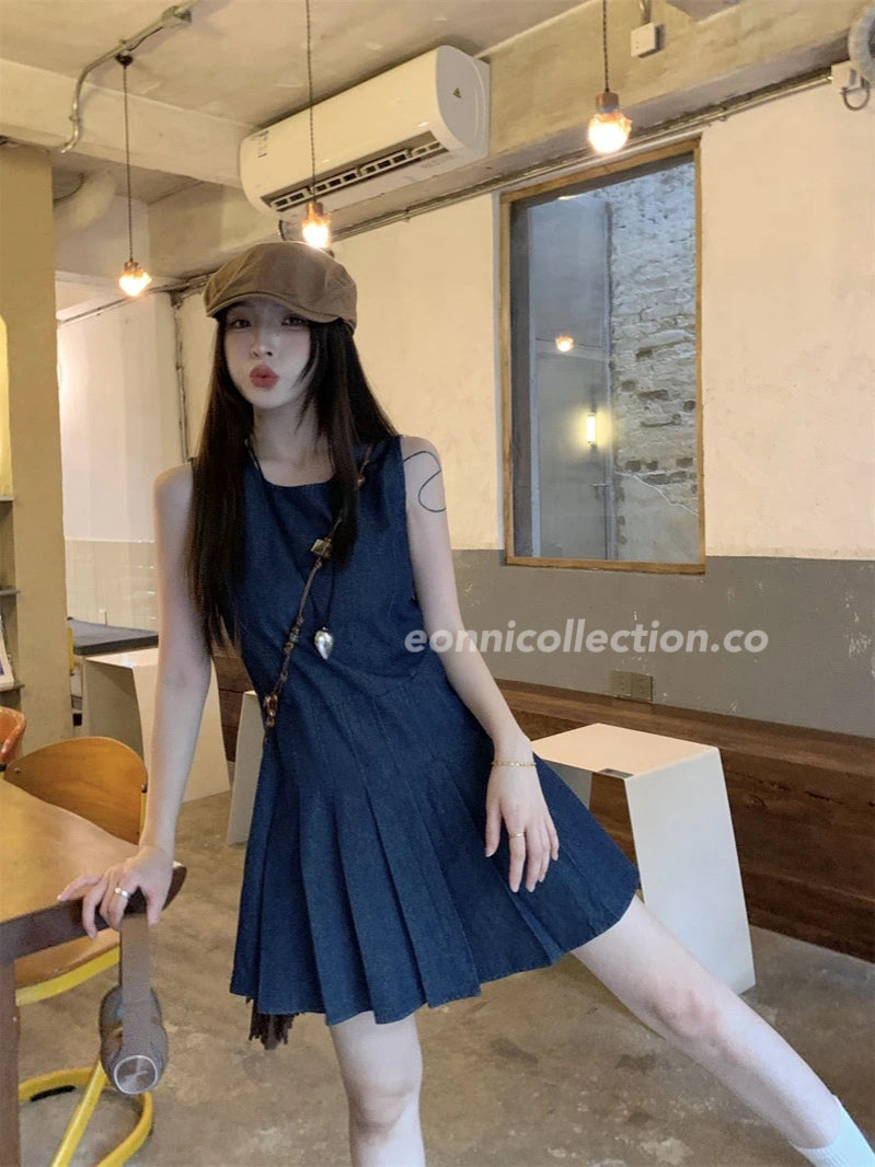 #2001 Vintage Denim Slip Dress - A-Line Relaxed Fit