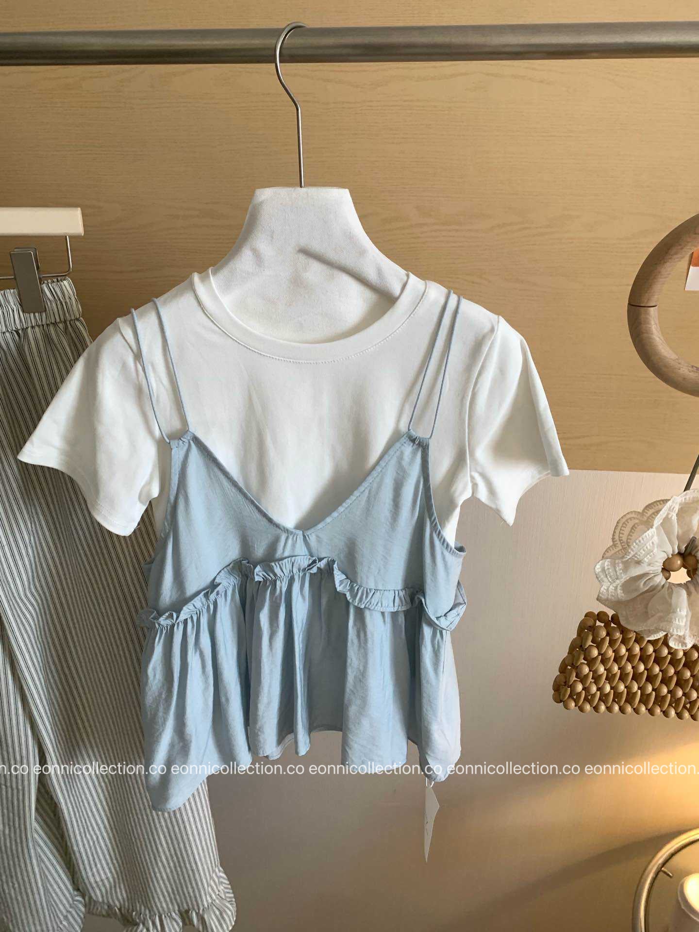 #1052 Korean Minimalist Strappy Top & Layer Set（2 Colors）