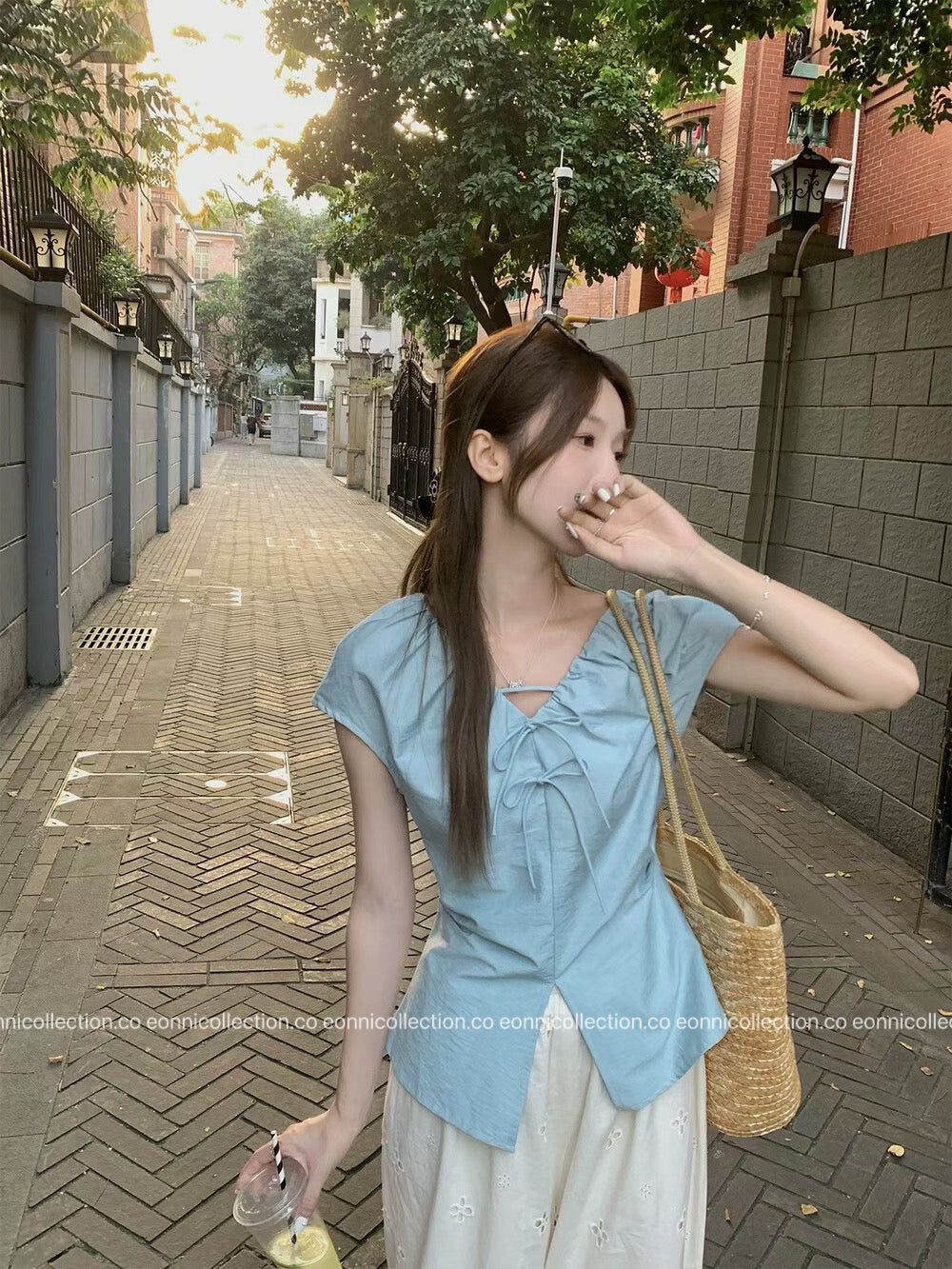 #1079 Crinkled V Neck Blouse Hand Pleated Neckline（4 Colors）