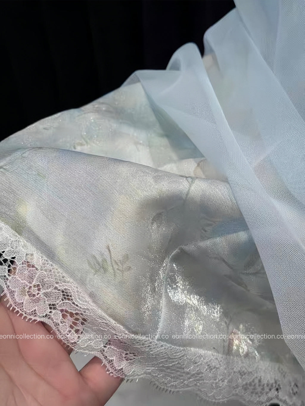 #2123 Blooming Whisper – Sky Mist （Custom Edition）