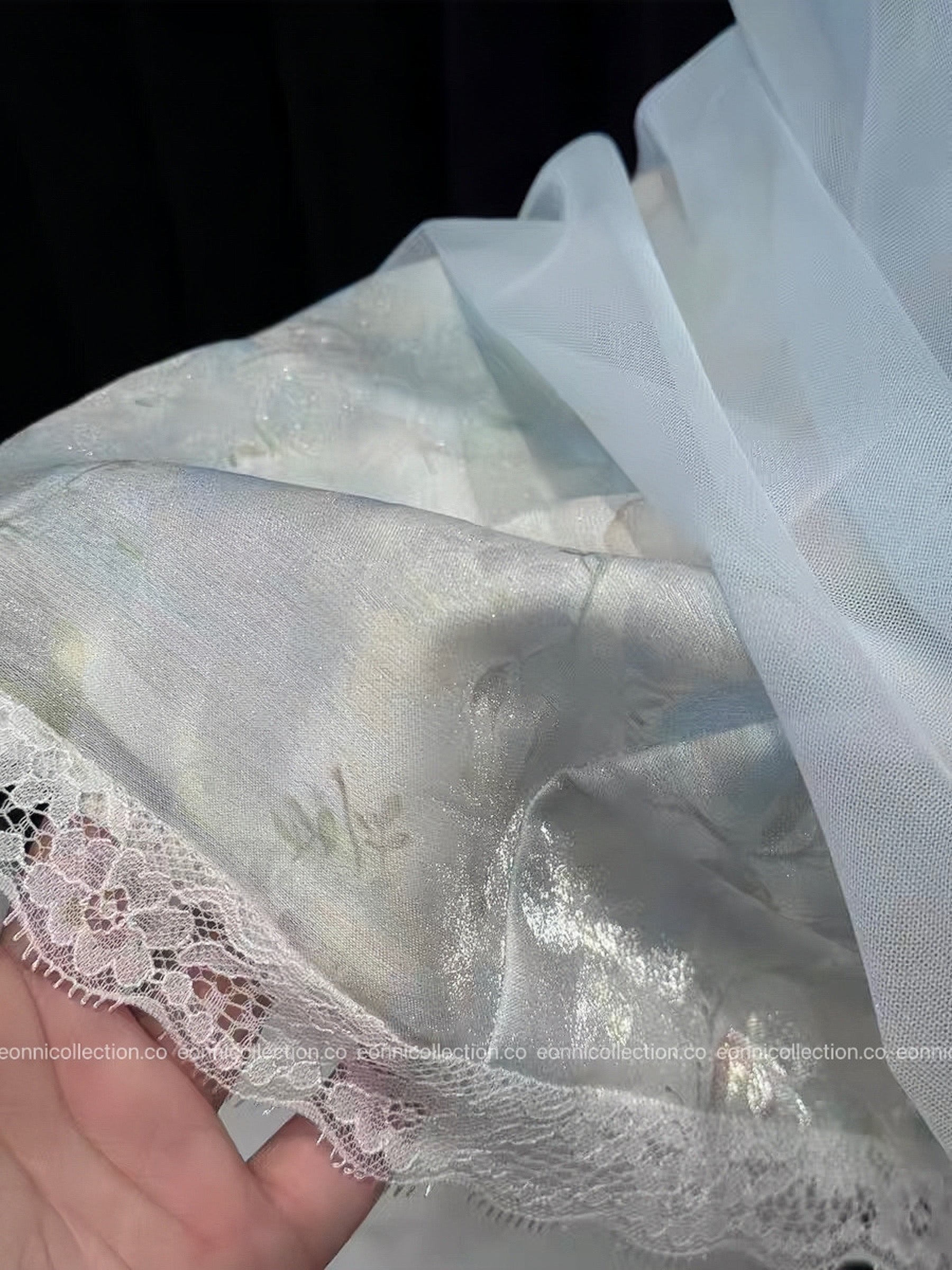 #2123 Blooming Whisper – Sky Mist （Custom Edition）