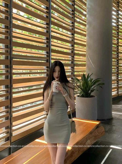 #2056 Solid Color Slim Fit Mini Dress（2 Colors）