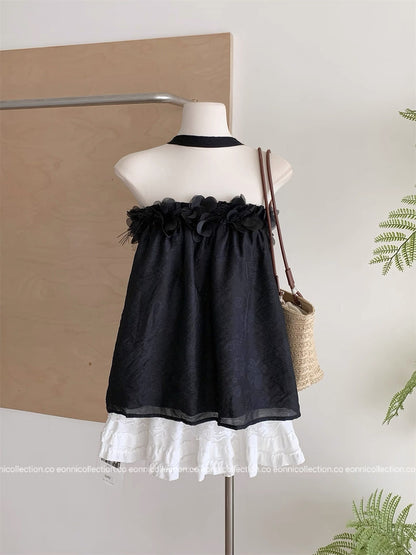 #1097 3D Floral Halter Tube Top – Ethereal Vibe（3 Colors）