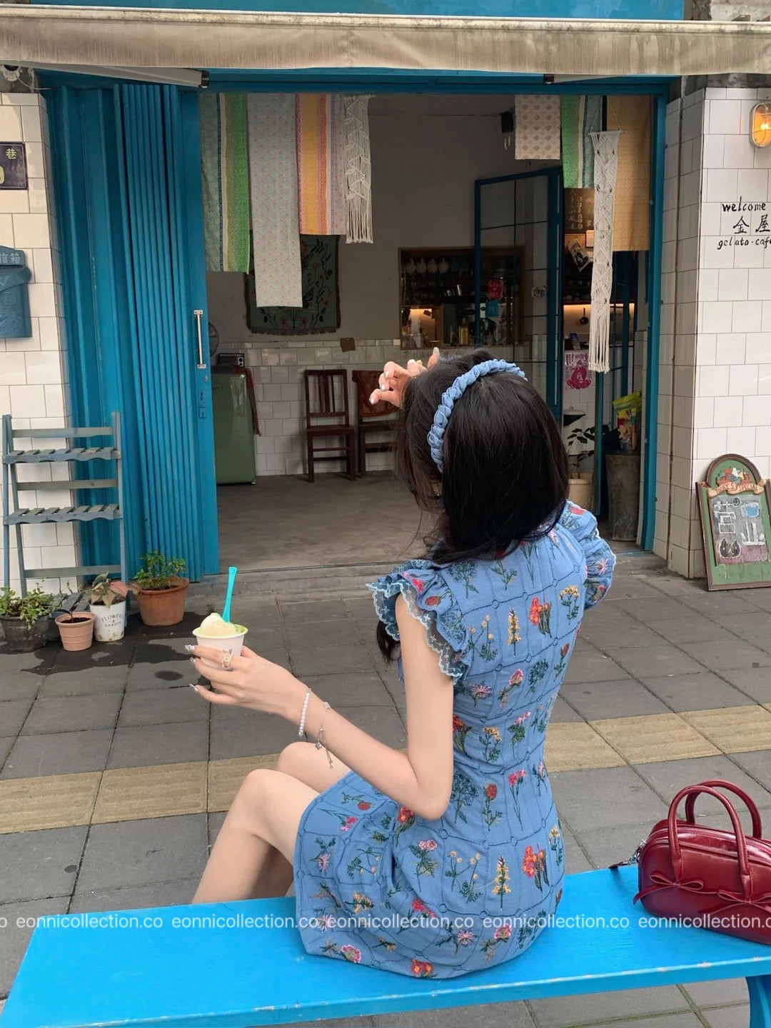 #2128 Blooming Azure