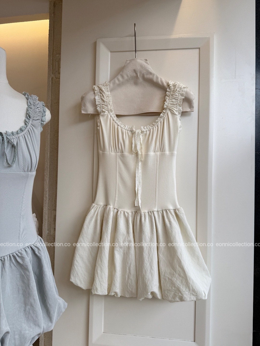 #2077 Sassy Tiered Waist - Cinched Puff Dress（2 Colors）