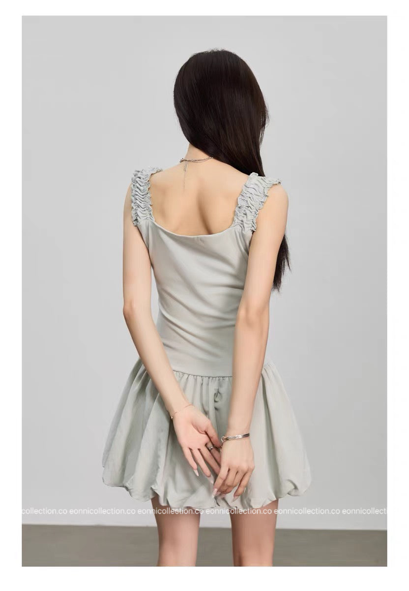 #2077 Sassy Tiered Waist - Cinched Puff Dress（2 Colors）