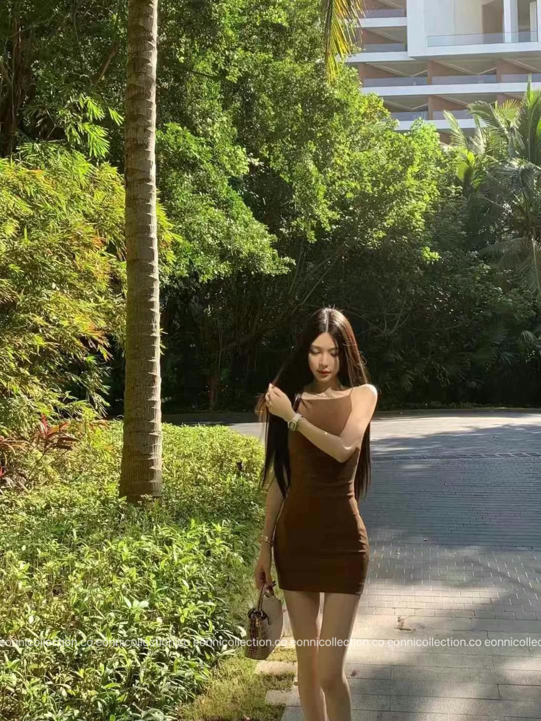 #2056 Solid Color Slim Fit Mini Dress（2 Colors）