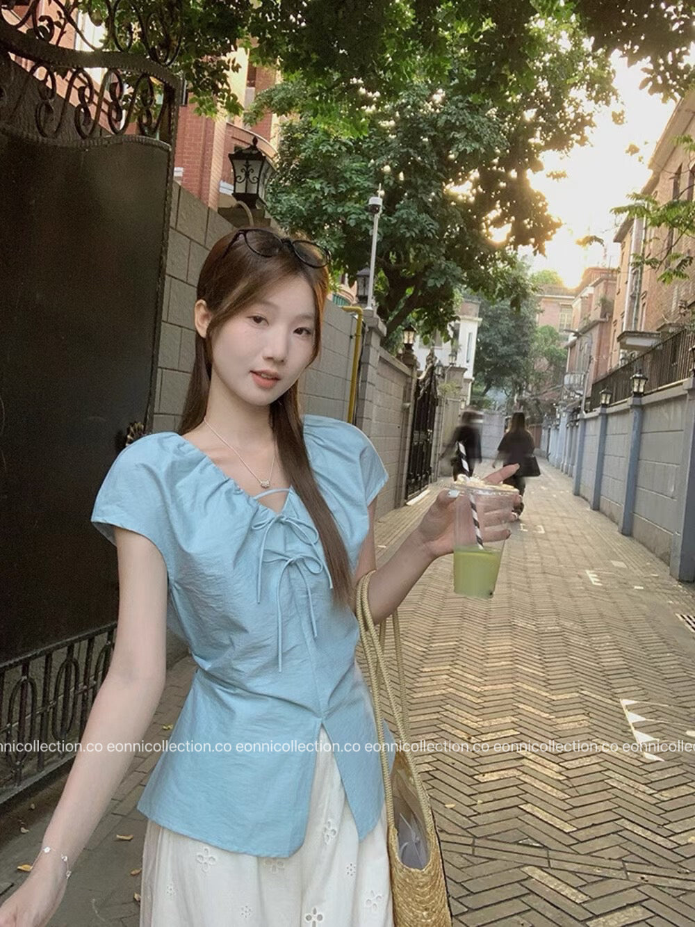 #1079 Crinkled V Neck Blouse Hand Pleated Neckline（4 Colors）